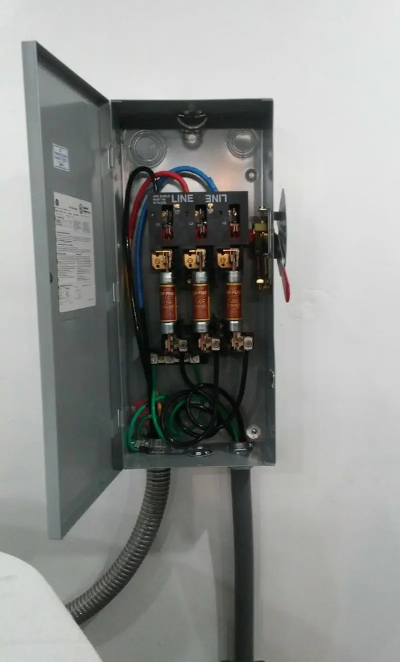 Three-phase disconnect switch installed for Smoke Detector Installation in Briar Chapel